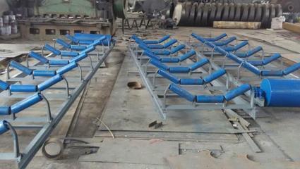 高效输送解决方案 皮带输送机及其在泥砂输送中的应用